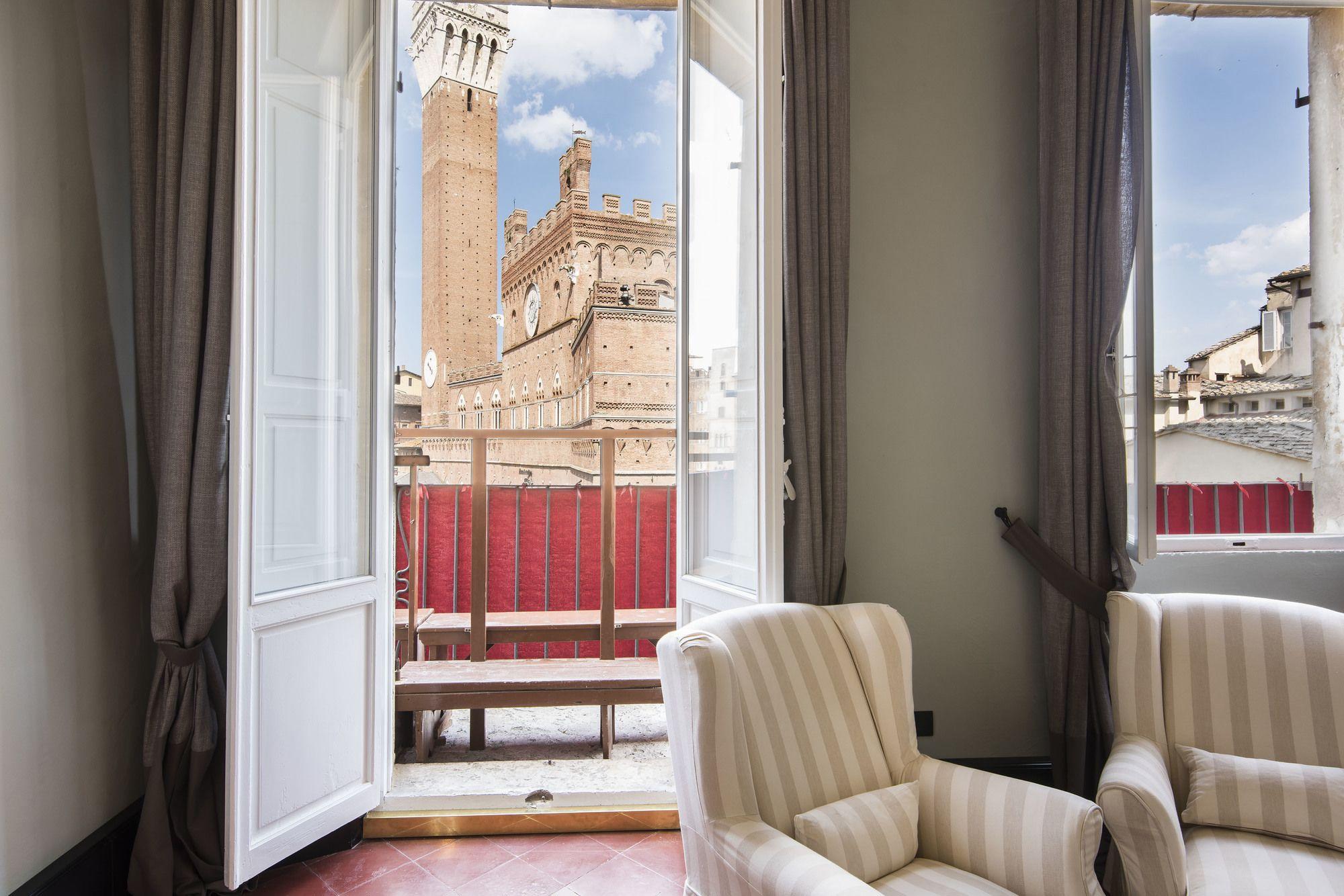 La Terrazza Sul Campo-Rooms Only سيينا المظهر الخارجي الصورة