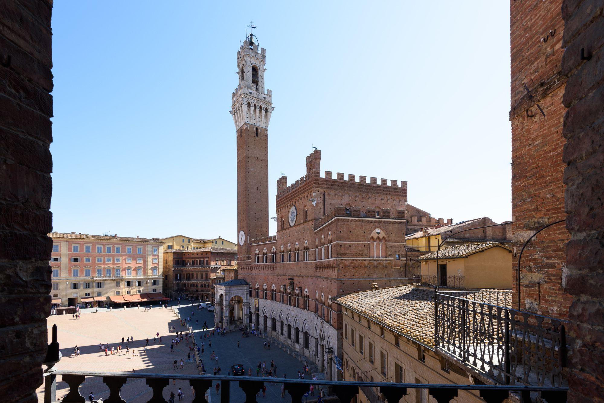 La Terrazza Sul Campo-Rooms Only سيينا المظهر الخارجي الصورة
